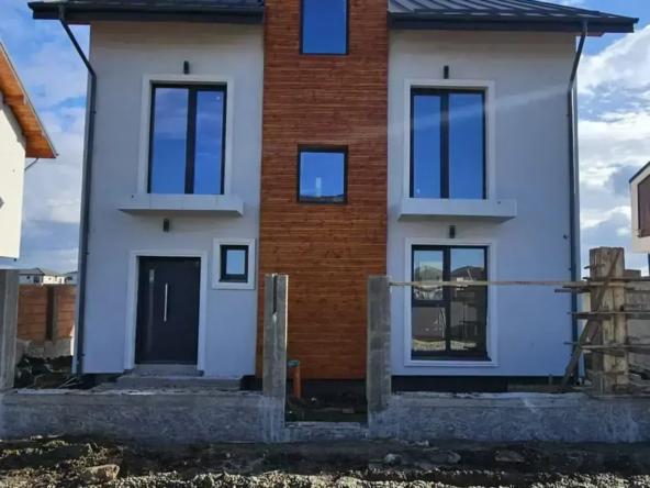 Casa Individuala 5 Camere | Mansarda Mare | Teren 300m