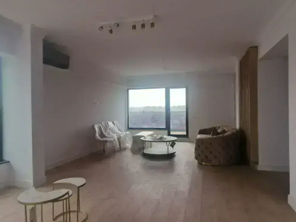 Vânzare penthouse exclusivist cu vedere panoramică – central, București